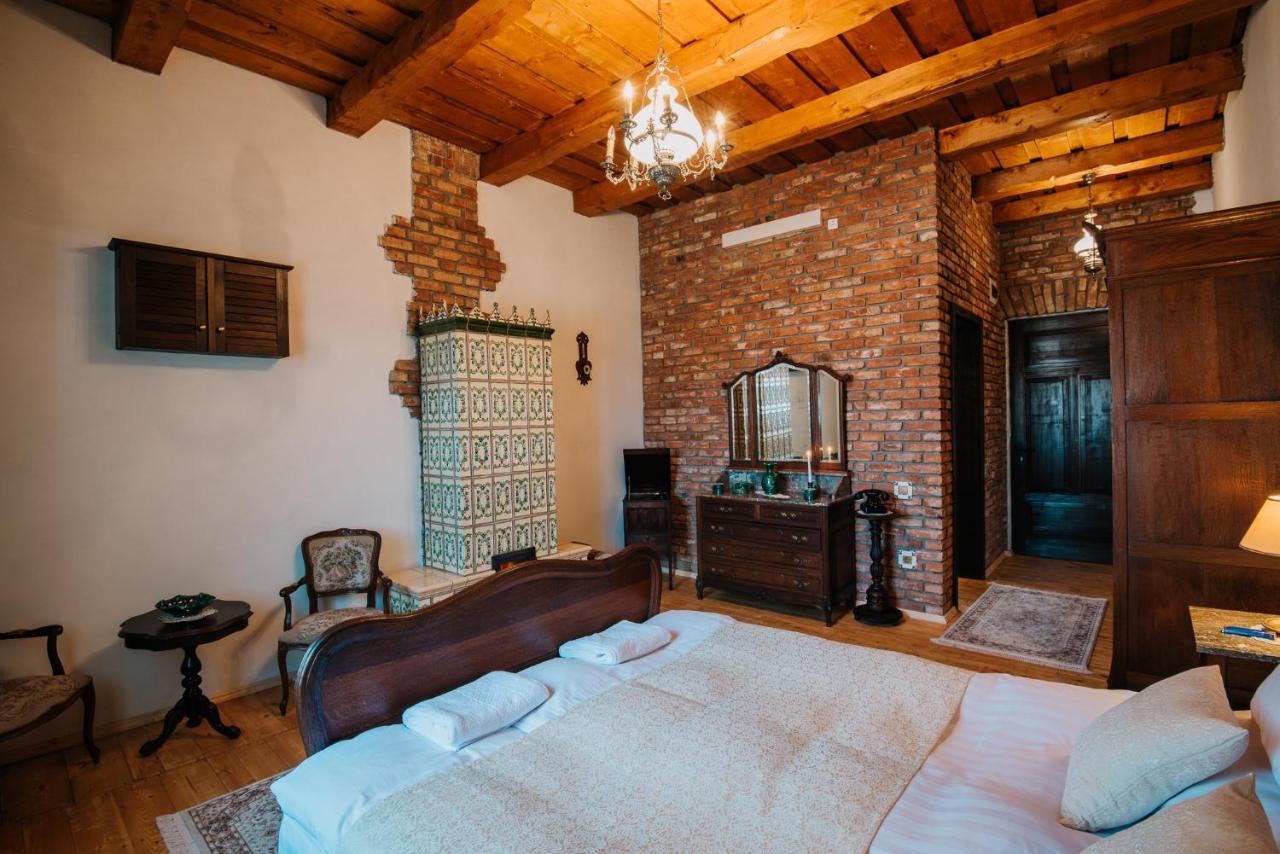 Molnos Kuria Pension Корунд Экстерьер фото