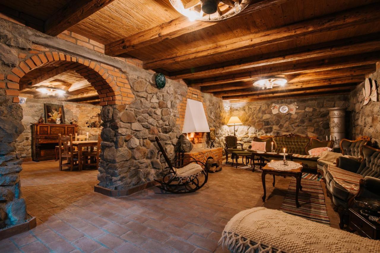Molnos Kuria Pension Корунд Экстерьер фото